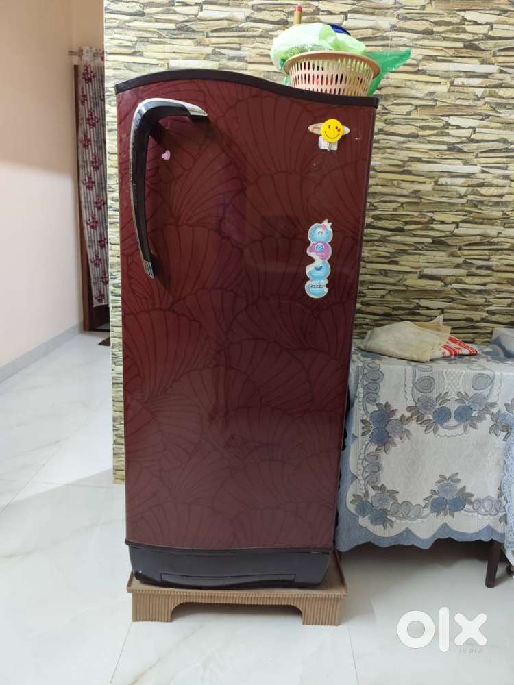 FRIDGE GODREJ 189 LITRE