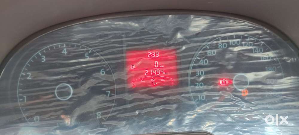 Volkswagen Vento 2010-2013 Petrol Highline, 2011, Petrol