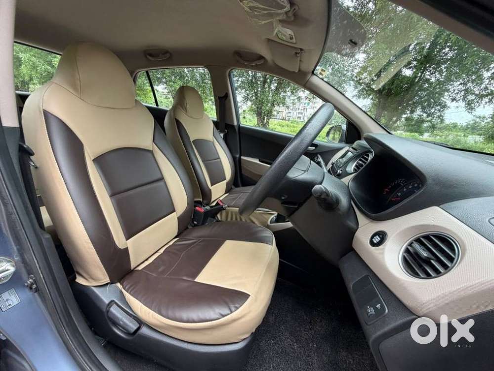Hyundai Grand I10 Sportz, 2015, Petrol