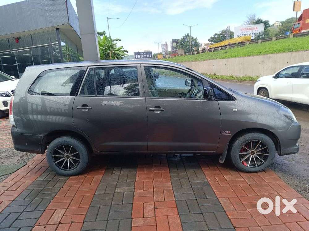 Toyota Innova 2.5 Gx (diesel) 7 Seater, 2011, Diesel