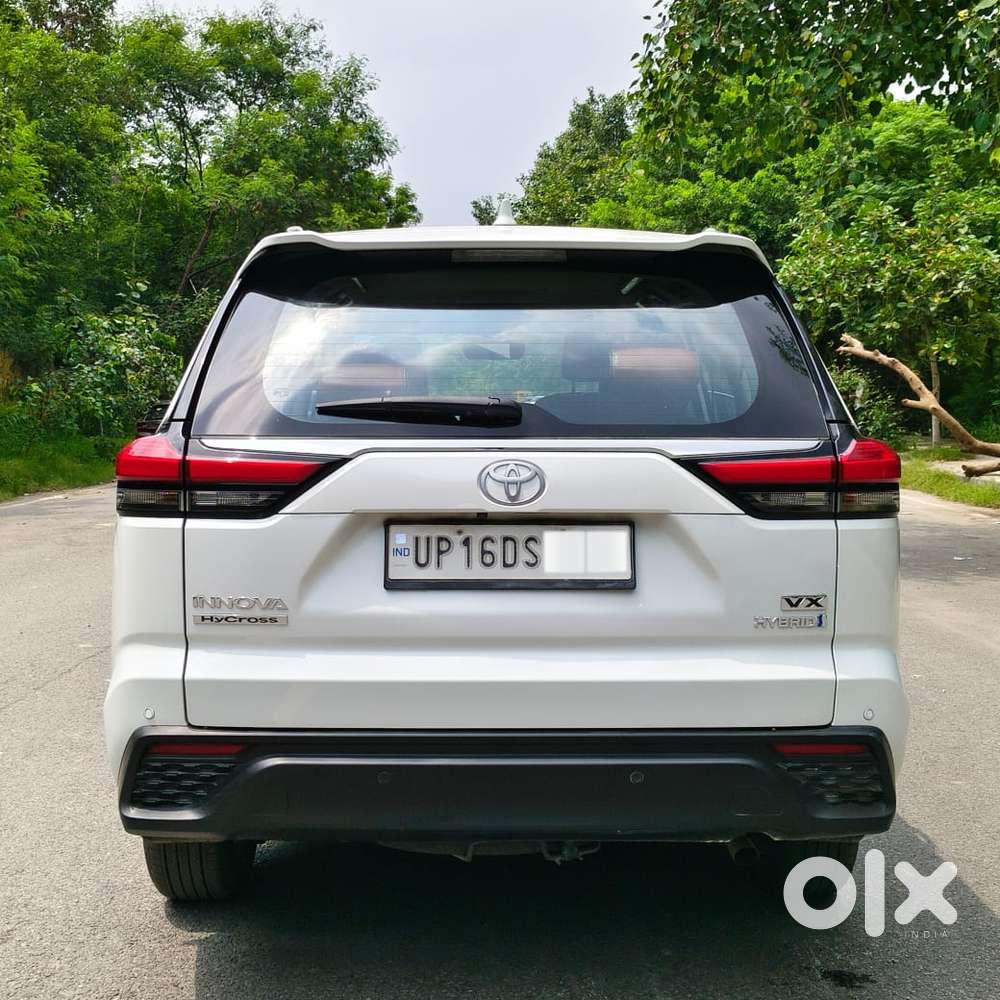 Toyota Innova Hycross 2.0 Vx Hybrid 7 Str, 2023, Petrol