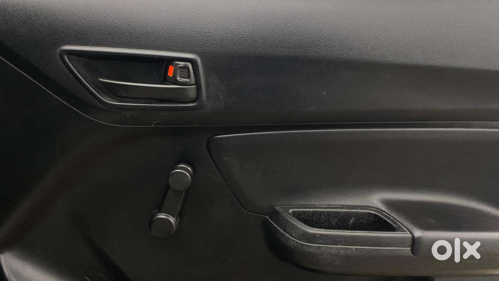 Maruti Suzuki Swift Lxi, 2018, Petrol