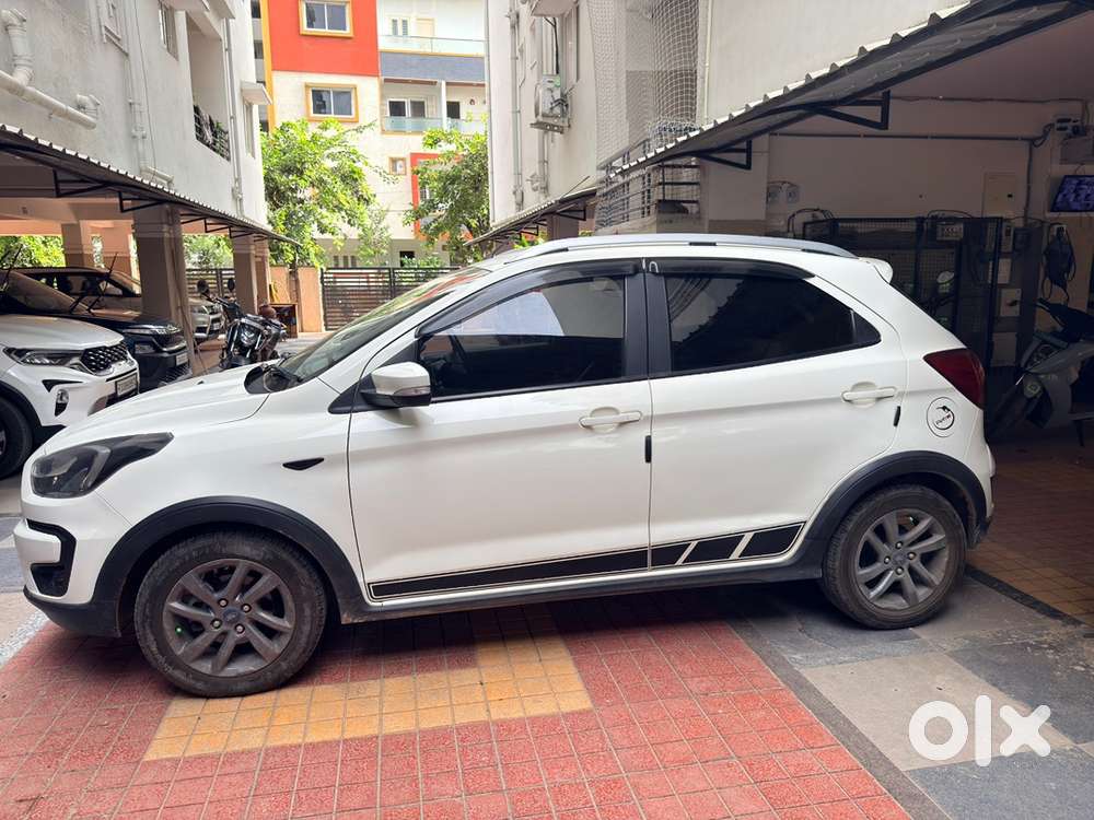 Ford Freestyle Petrol 2021
