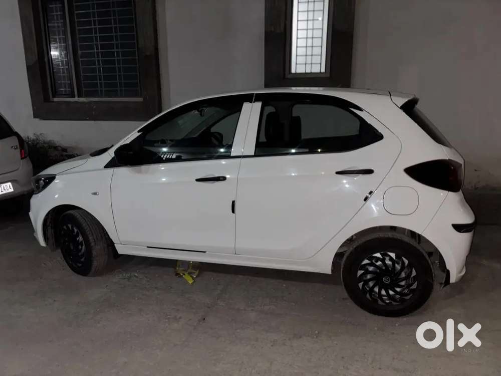 Tata Tiago Ev Xe Mr 2025