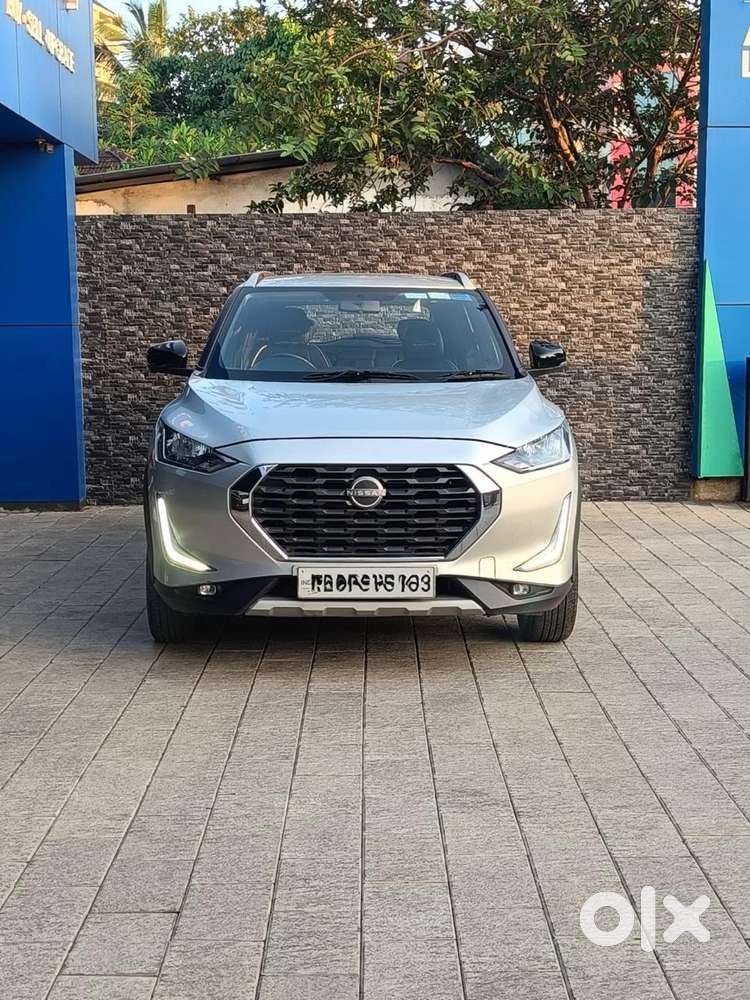 Nissan Magnite 1.0 Xv Premium, 2022, Petrol
