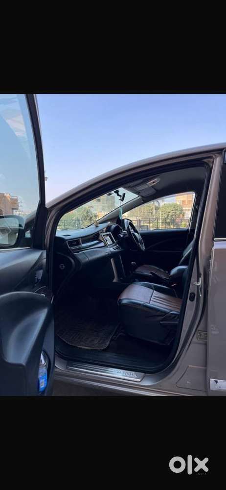 Toyota Innova Crysta 2017 Diesel Well Maintained