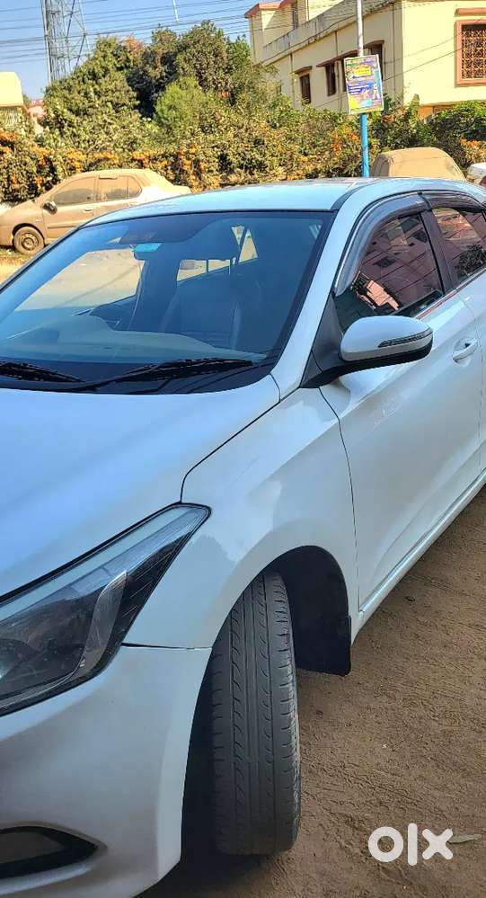 Selling My Hyundai 2018 Model I20 Sports Vtvt Petrol Upto 2028 Tax..