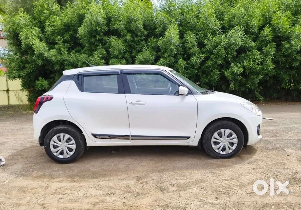 Maruti Suzuki Swift Vxi, 2024, Petrol