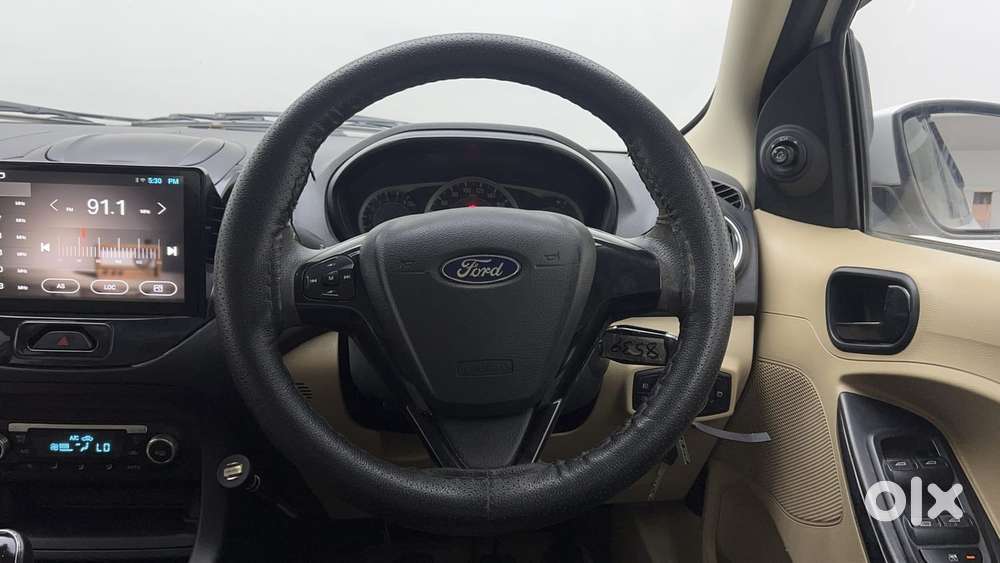 Ford Figo Aspire Titanium, 2015, Petrol