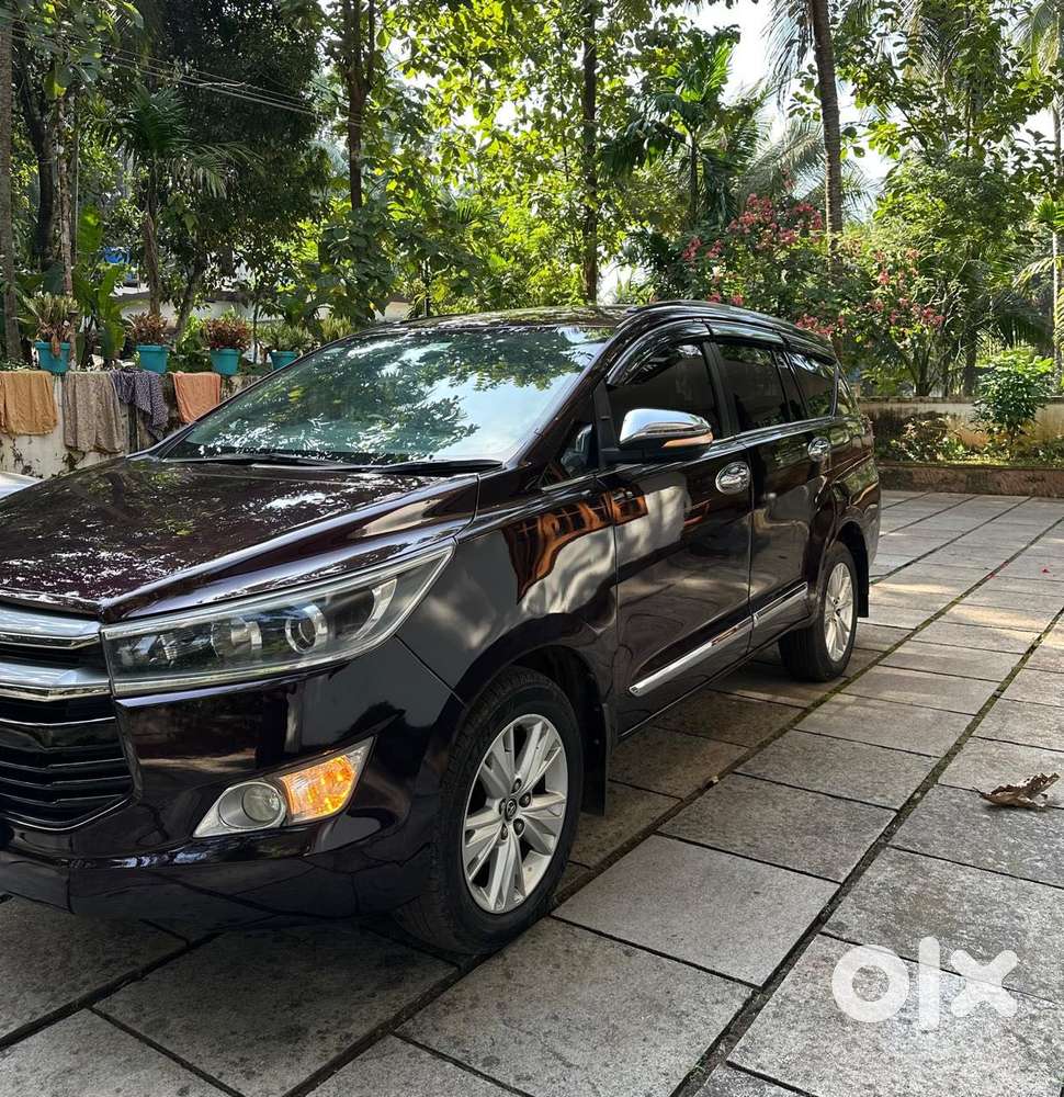 Toyota Innova Crysta 2.8 Zx At, 2016, Diesel