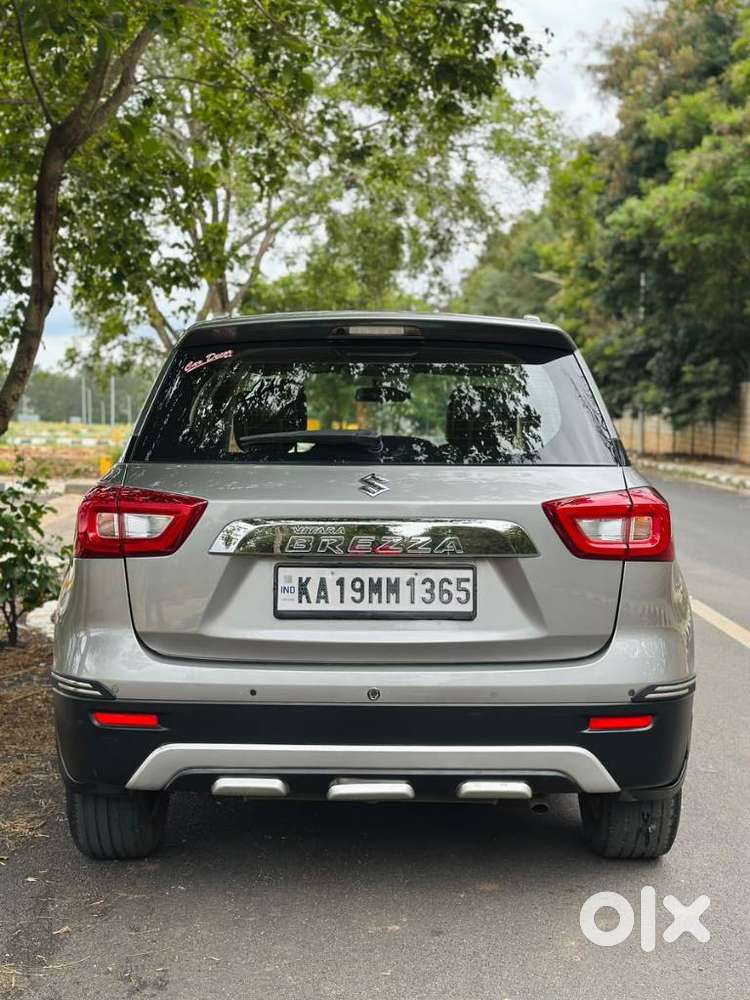 Maruti Suzuki Brezza 1.5 Zxi Plus Smart Hybrid, 2022, Petrol