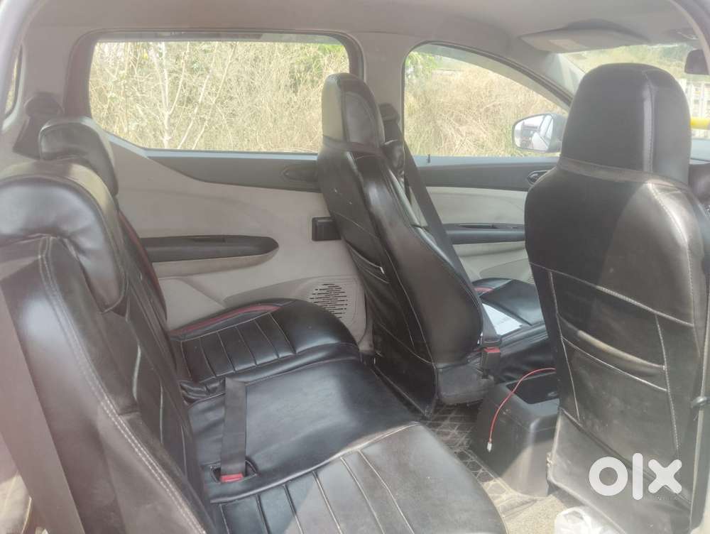 Renault Triber 1.0 Rxe, 2020, Petrol