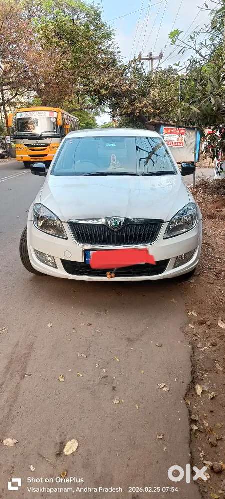 Skoda Rapid Elegance 2012 Diesel Manual
