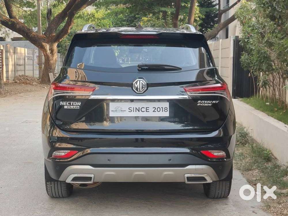 Mg Hector Plus Sharp Pro 1.5 Turbo Petrol Cvt 7 Str, 2023, Petrol
