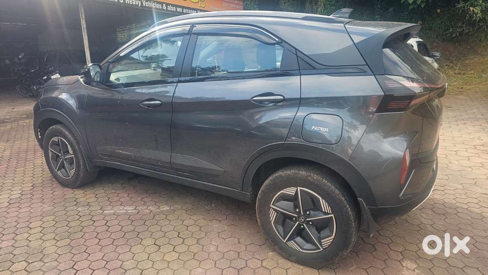 Tata Nexon, 2021, Petrol
