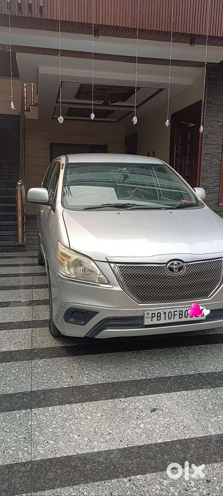 Toyota Innova Hycross 2014 Diesel