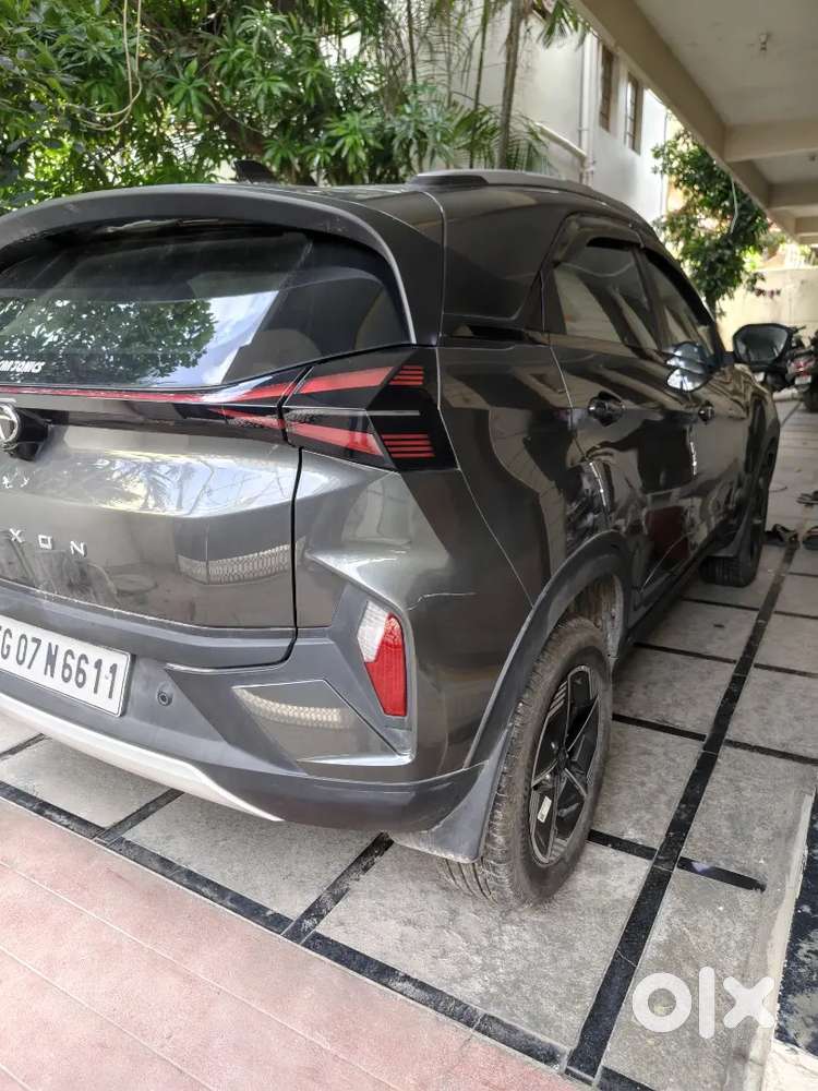 Tata Nexon Creative Plus S 2025