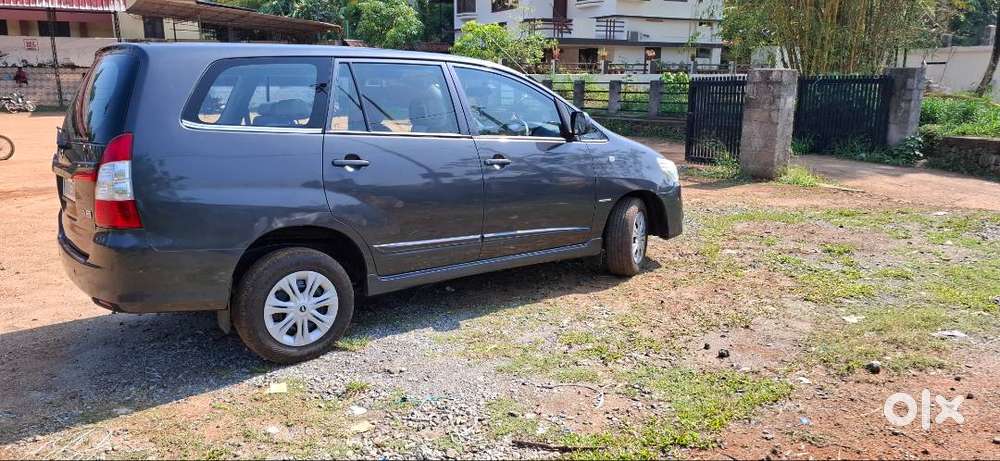Toyota Innova 2015 Diesel 50916 Km Driven