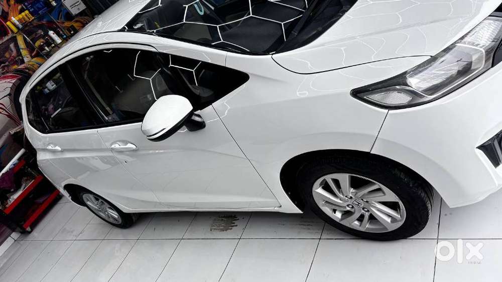 Honda Jazz V At Privilege, 2015, Petrol