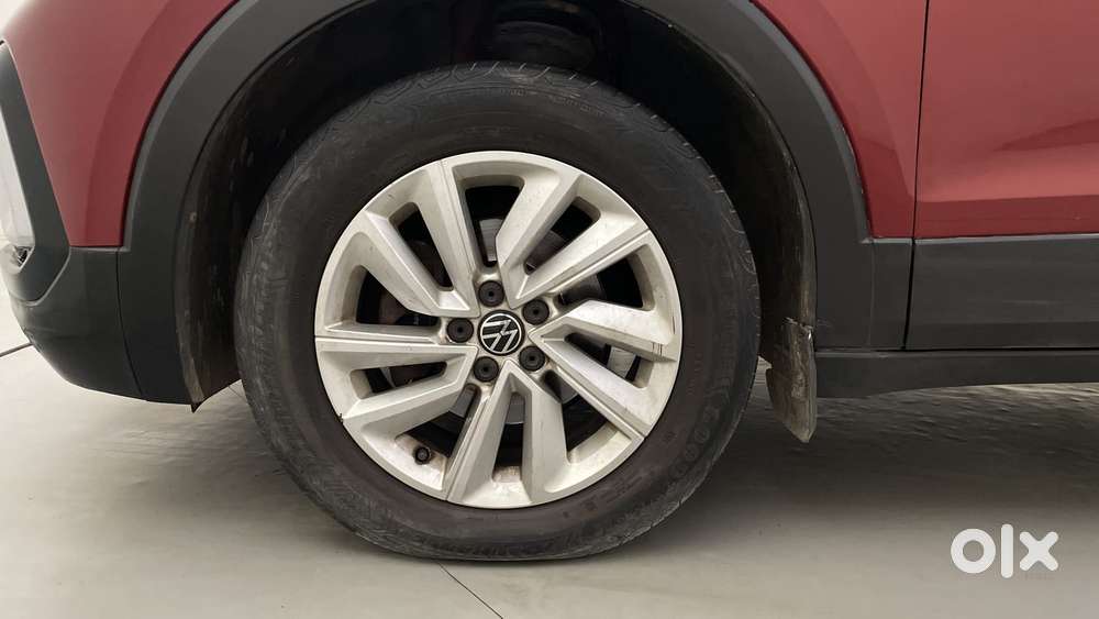 Volkswagen Taigun 1.0 Tsi Highline At, 2022, Petrol