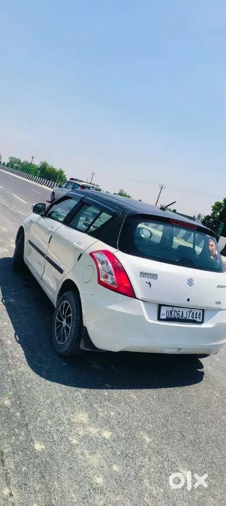 Maruti Suzuki Swift 2016 Diesel 142000 Km Driven