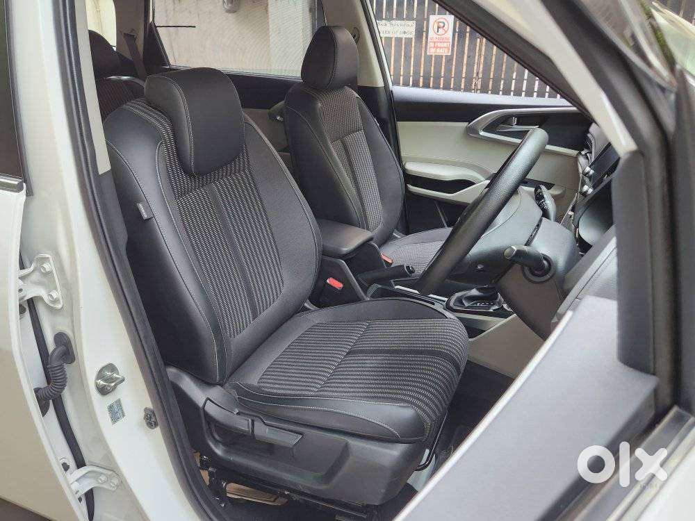 Kia Carens Prestige Plus (o) 1.5 Turbo Petrol Dct 7-seater, 2025, Pe..
