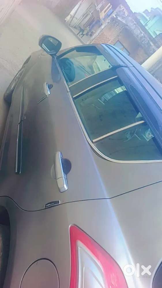 Maruti Suzuki Swift 2013 Petrol 100000 Km Driven