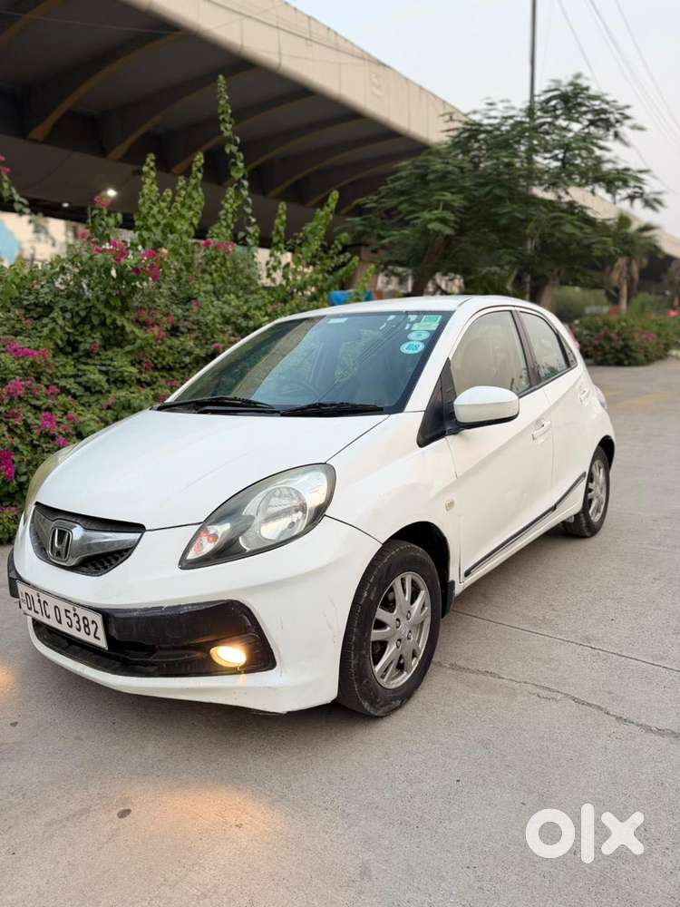 Honda Brio 2011-2013 V Mt, 2013, Petrol