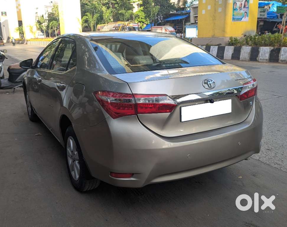 Toyota Corolla Altis G At, 2016, Petrol