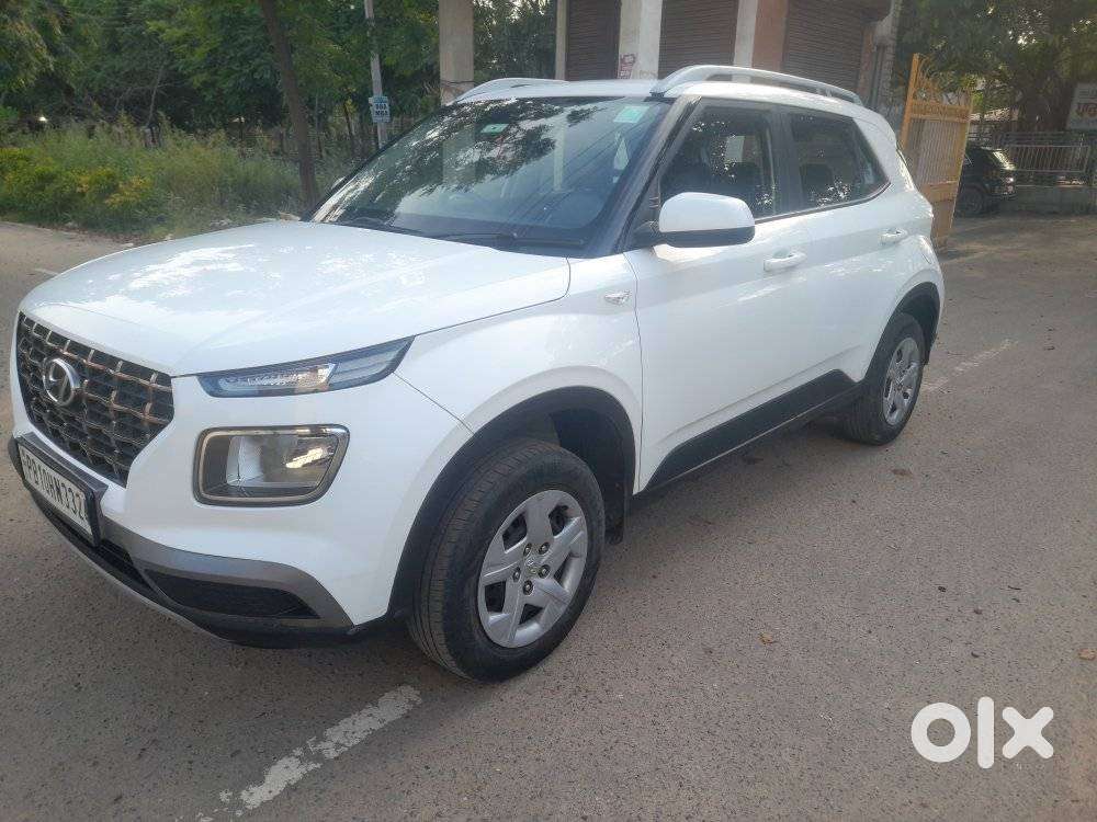 Hyundai Venue S Plus Mt 1.2 Kappa, 2021, Petrol