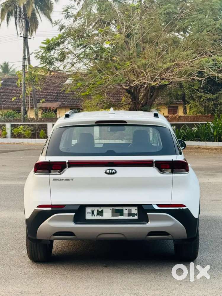 Kia Sonet 2021 Diesel Well Maintained