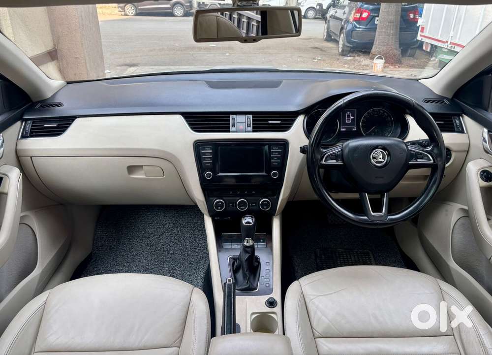 Skoda Octavia 2013-2017 Style Plus 1.8 Tsi At, 2016, Petrol