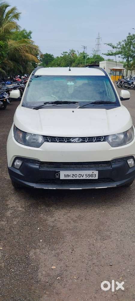 Mahindra Kuv 100 (2016)
