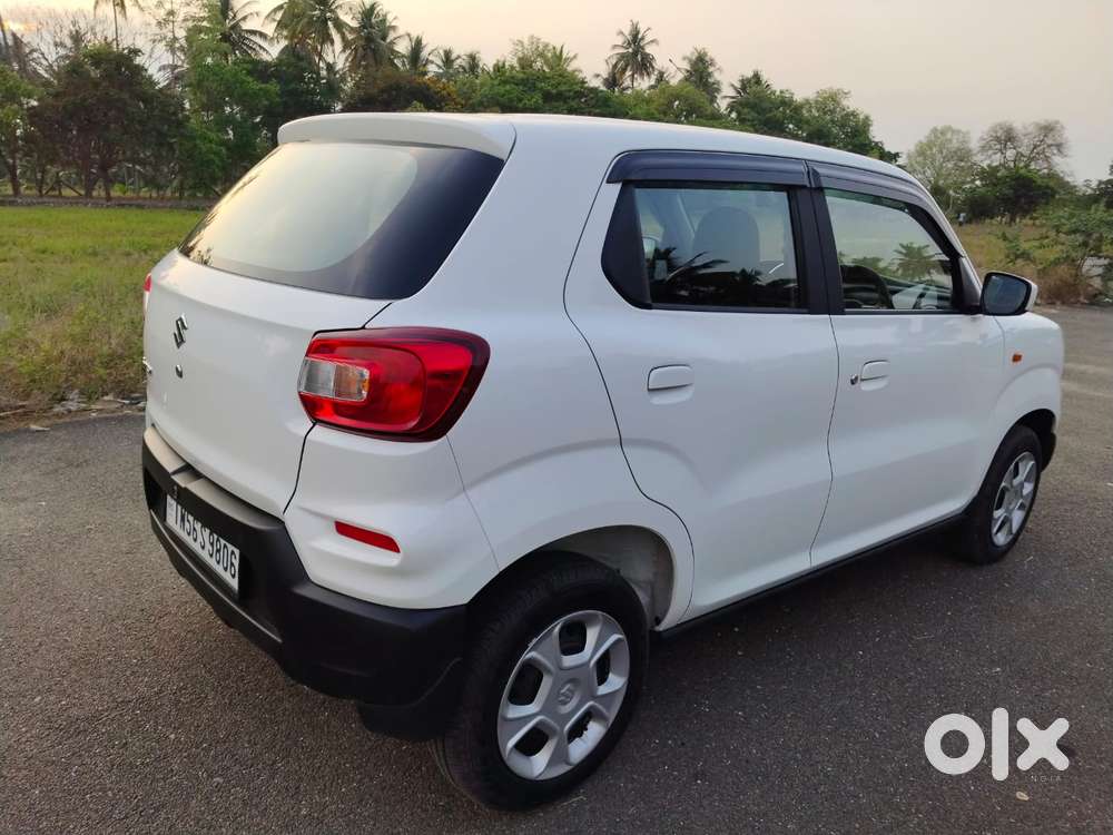 Maruti Suzuki S-presso Vxi Opt, 2024, Petrol