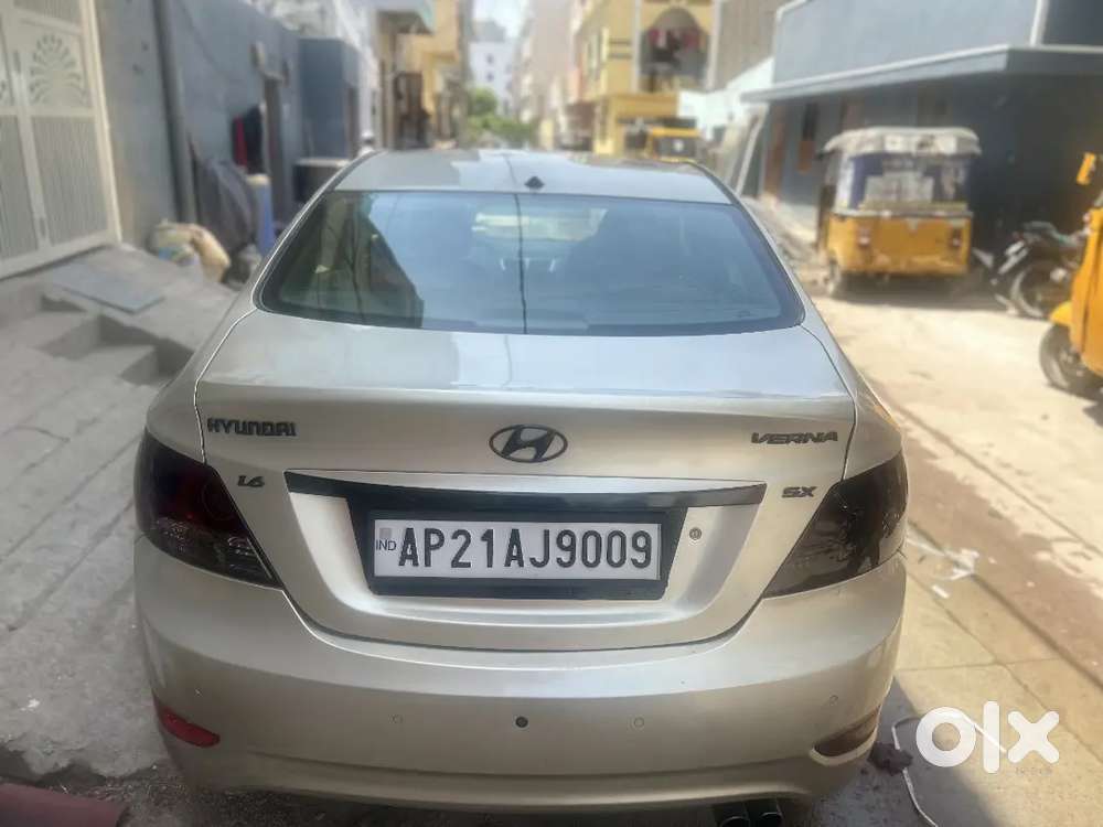 Hyundai Verna 2011 Diesel 65000 Km Driven