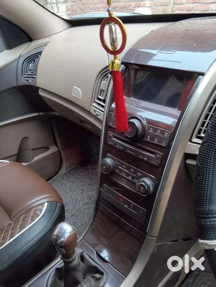 Mahindra Xuv500 2014 Diesel 71300 Km Driven