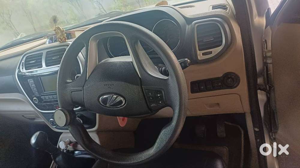 Mahindra Tuv 300 2017 Diesel 95500 Km Driven