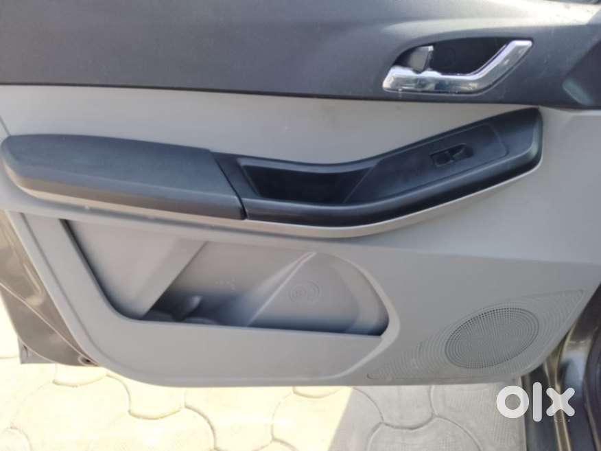 Tata Tiago 1.2 Revotron Xz (o), 2021, Petrol