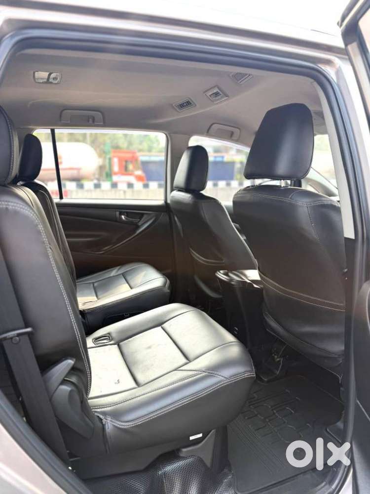 Toyota Innova Crysta 2.8 Gx At, 2022, Diesel