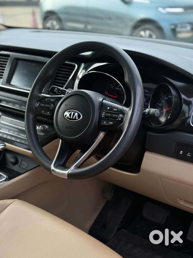Kia Carnival Prestige, 2021, Diesel