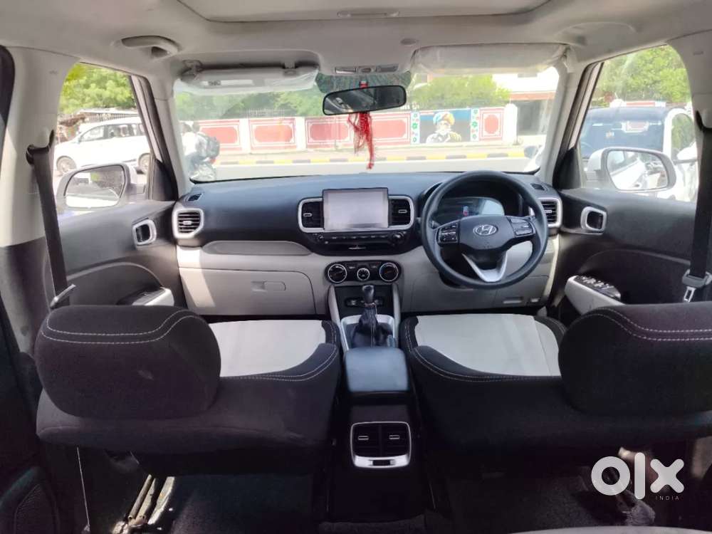 Hyundai Venue, 2024, Petrol