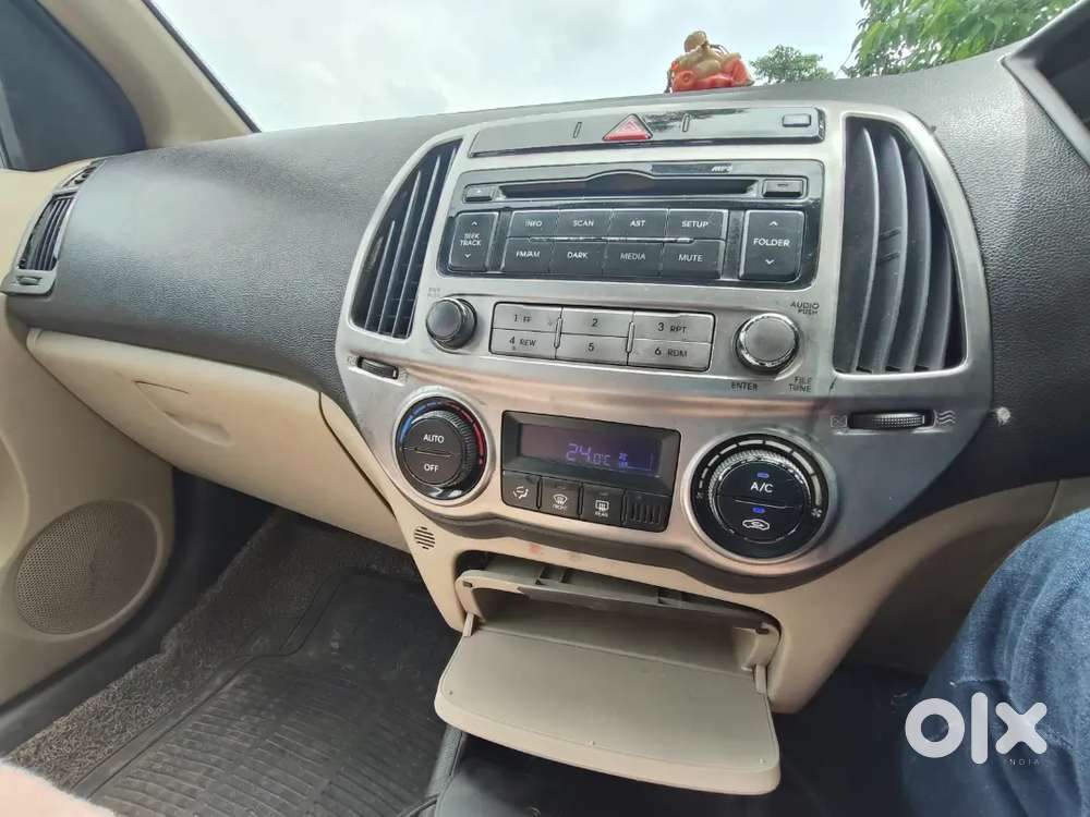 Hyundai New I20 Magna 2013