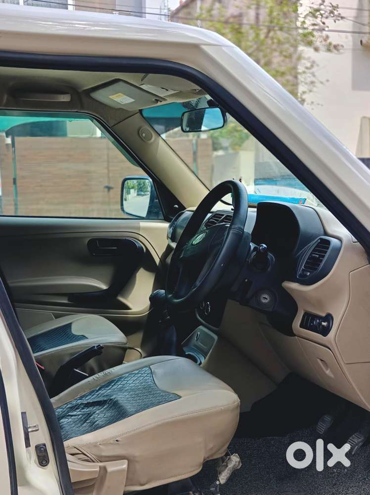 Mahindra Tuv 300 T4 Plus, 2019, Diesel