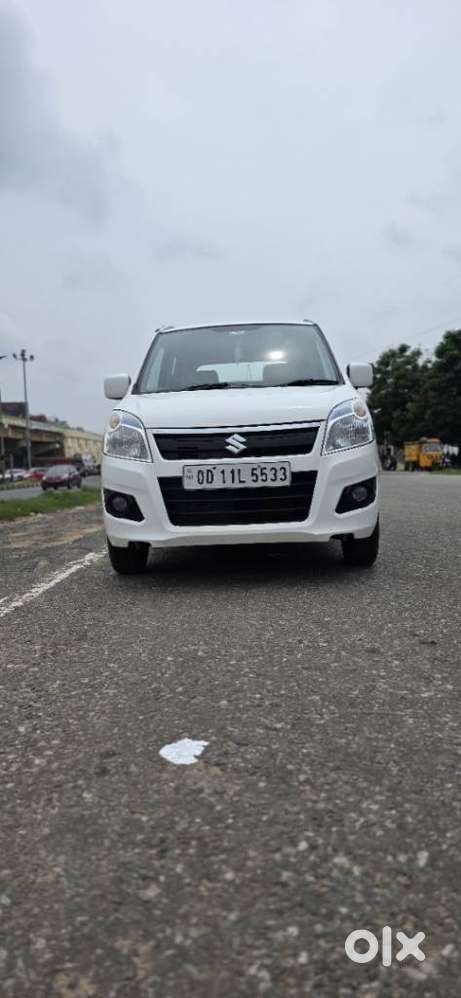 Maruti Suzuki Wagon R 1.0 Vxi Amt, 2017, Petrol