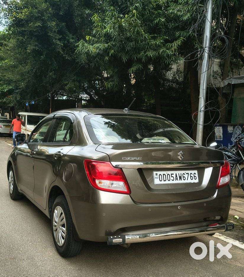 Maruti Suzuki Swift Dzire Vxi Optional, 2021, Petrol