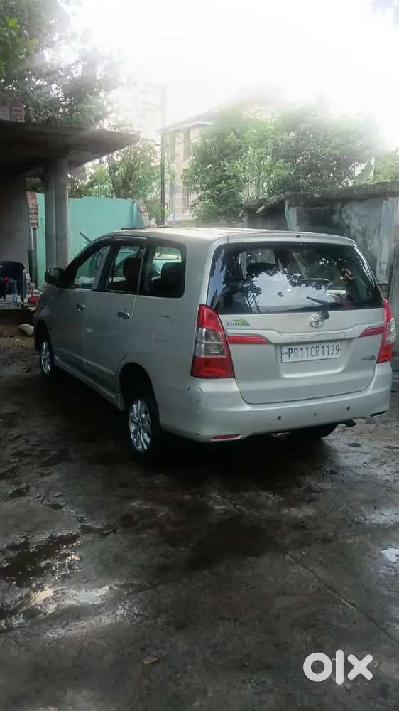 Toyota Innova 2015 Diesel 8 Str
