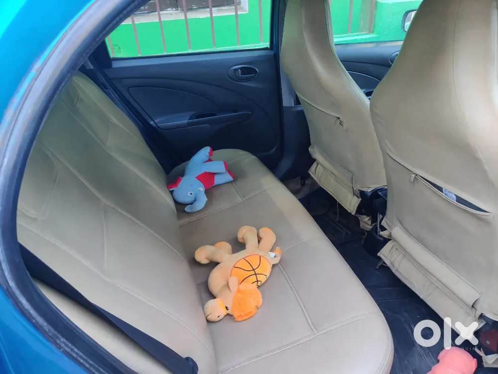 Toyota Etios Liva 2012