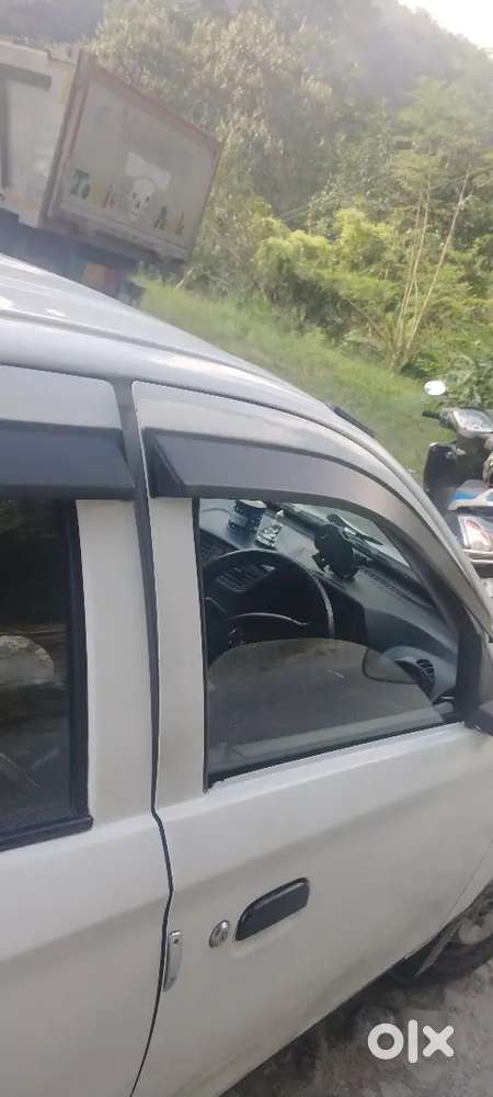 Maruti Suzuki 800 2021