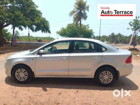 Skoda Rapid 1.6 Mpi At Ambition Plus, 2013, Petrol