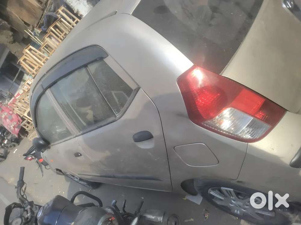 Hyundai I10 2009 Petrol Well Maintained Original Paint Silent Engine